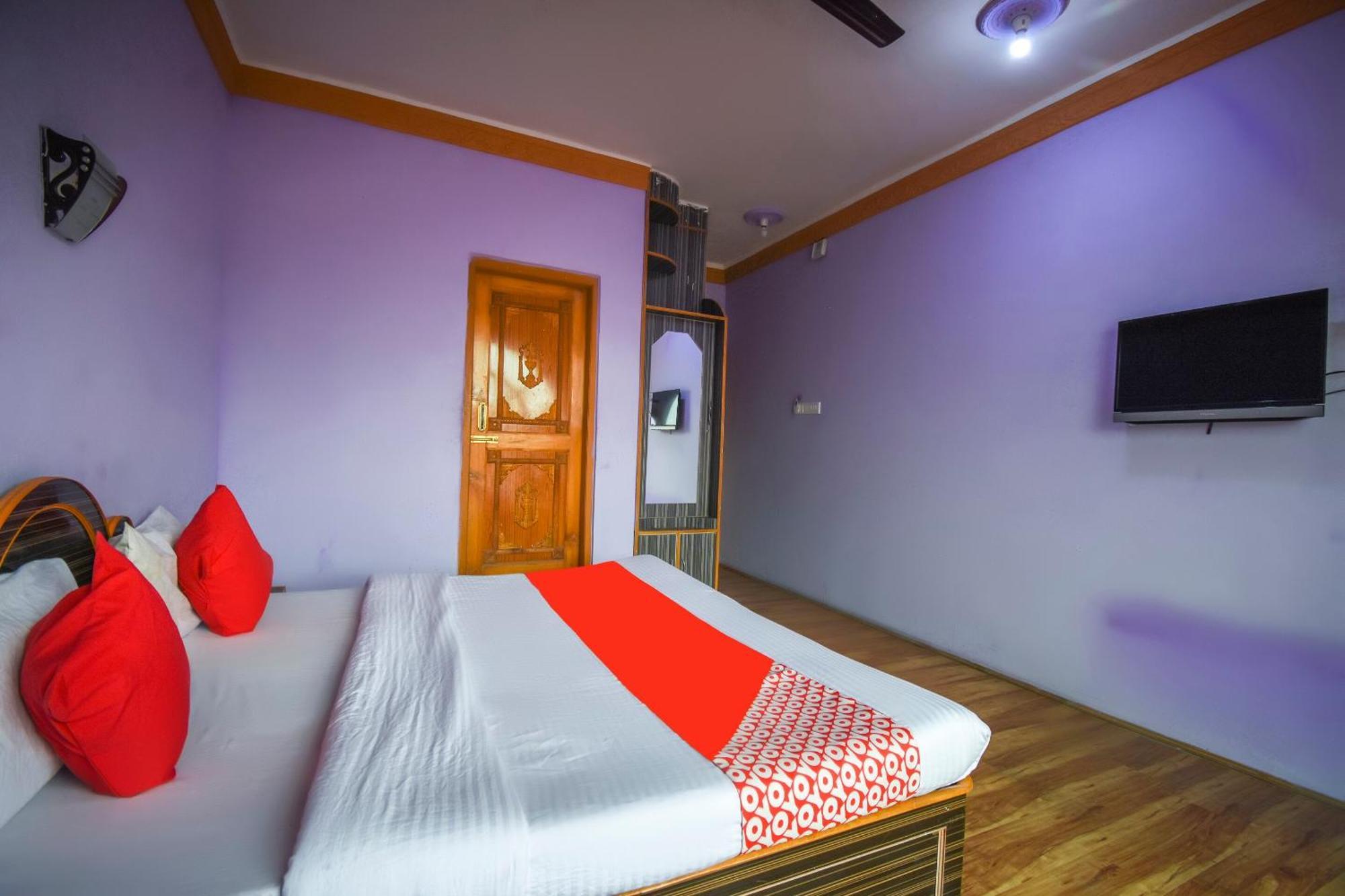 Oyo Hotel New Divine Kashmir Durgjan Екстериор снимка